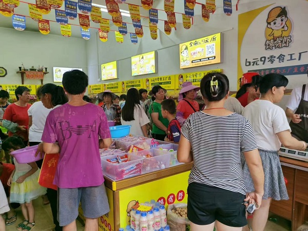為什么佛山投資者愿意加盟品牌零食店？